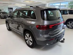 Grau Gebraucht 2024 Mercedes EQB350 Progressive SUV | 38.780 € (Fairer Preis)