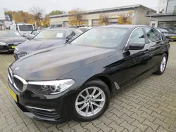 Black sapphire metallic Gebraucht 2019 BMW 520 Sport Line Limousine | 25.990 € (Superpreis)