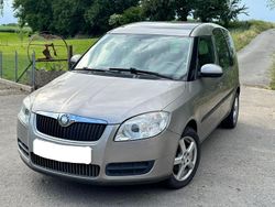 Gold Gebraucht 2009 Skoda Roomster Van / Kleinbus | 1.999 € (Guter Preis)