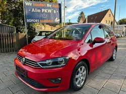 Rot Gebraucht 2015 VW Golf Sportsvan Comfortline Van / Kleinbus | 10.999 € (Guter Preis)