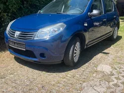 Blau Gebraucht 2009 Dacia Sandero Kleinwagen | 850 € (Guter Preis)
