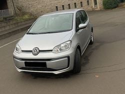 Silber Gebraucht 2019 VW up! high up! Kleinwagen | 7.899 € (Superpreis)