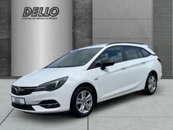 Schneeweiß Gebraucht 2021 Opel Astra Edition Kombi | 12.990 € (Etwas zu teuer)