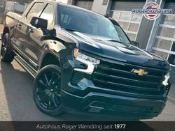 Grau Gebraucht 2025 Chevrolet Silverado SUV | 66.990 €