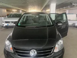Schwarz Gebraucht 2006 VW Golf Plus Van / Kleinbus | 2.750 € (Fairer Preis)