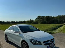 Weiß Gebraucht 2013 Mercedes CLA180 Urban Limousine | 10.500 € (Fairer Preis)