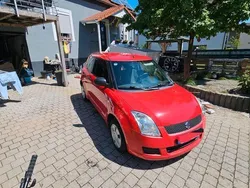 Rot Gebraucht 2009 Suzuki Swift Club Kleinwagen | 2.199 € (Fairer Preis)