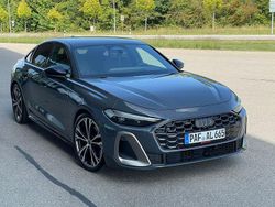 Grau Gebraucht 2024 Audi A5 Ambiente Limousine | 59.800 € (Etwas zu teuer)