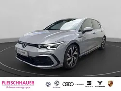 Grau Gebraucht 2021 VW Golf VIII R-line Limousine | 26.970 € (Fairer Preis)