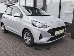 Grau Neu 2025 Hyundai i10 Kleinwagen | 16.900 € (Fairer Preis)