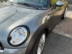 Grau Gebraucht 2009 Mini Cooper Kleinwagen | 9.900 €