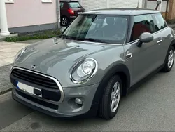 Grau Gebraucht 2017 Mini ONE Kleinwagen | 9.800 € (Guter Preis)