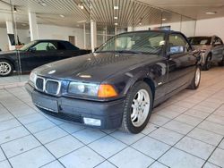 Blau Gebraucht 1996 BMW 318 Cabriolet Cabrio | 3.950 € (Superpreis)