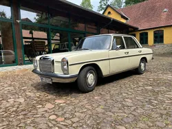 Beige Gebraucht 1971 Mercedes W115 Limousine | 14.115 €