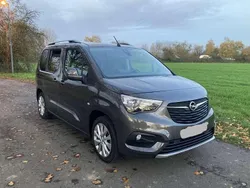 Grau Gebraucht 2019 Opel Combo Life Innovation Van / Kleinbus | 21.500 € (Teuer)
