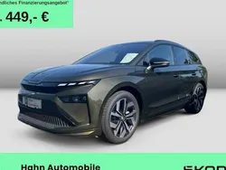 Olibogrün metallic Neu 2025 Skoda Enyaq iV SportLine SUV | 46.980 € (Teuer)