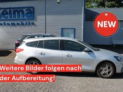 Silber Gebraucht 2021 Ford Focus Kombi | 11.590 € (Guter Preis)