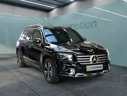 Schwarz Gebraucht 2025 Mercedes GLB200 SUV | 52.060 € (Teuer)