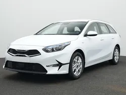 Weiß Gebraucht 2024 Kia Ceed Sportswagon Vision Kombi | 24.880 € (Guter Preis)