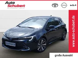 Black mica / ink Neu 2025 Toyota Corolla Limousine | 30.890 €