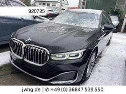 Sophistograu (metallic) Gebraucht 2021 BMW 740 Limousine | 44.450 € (Superpreis)