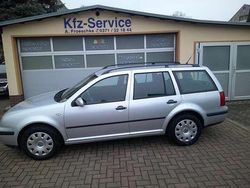 Reflexsilber metallic Gebraucht 2002 VW Golf IV Comfortline Kombi | 2.890 € (Etwas zu teuer)