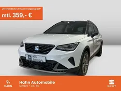 Nevada weiß metallic / magneti Gebraucht 2025 Seat Arona FR SUV | 28.495 € (Teuer)