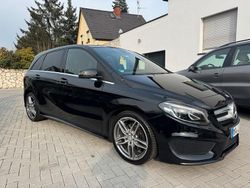 Schwarz Gebraucht 2016 Mercedes B200 AMG Van / Kleinbus | 15.499 € (Fairer Preis)
