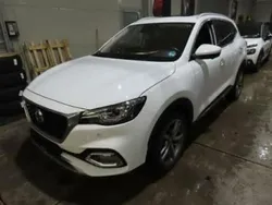 Weiß Gebraucht 2022 MG EHS Luxury SUV | 21.000 € (Etwas zu teuer)