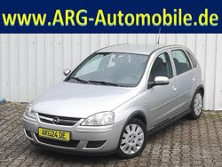 Silber Gebraucht 2004 Opel Corsa Cosmo Kleinwagen | 2.600 € (Teuer)
