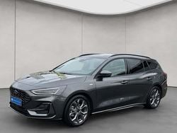 Grau Gebraucht 2024 Ford Focus ST-Line X Kombi | 24.490 € (Guter Preis)
