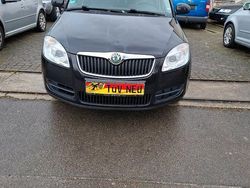 Schwarz Gebraucht 2009 Skoda Fabia Ambiente Kombi | 1.750 € (Guter Preis)