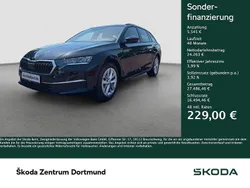Schwarz Gebraucht 2024 Skoda Octavia Selection Kombi | 29.808 € (Fairer Preis)