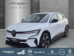 Gletscherweiss Gebraucht 2022 Renault Mégane IV Limousine | 20.980 € (Guter Preis)