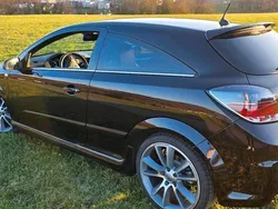 Schwarz Gebraucht 2007 Opel Astra OPC Coupé | 4.300 €