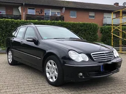 Schwarz Gebraucht 2006 Mercedes C220 Kombi | 2.950 € (Teuer)