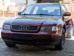 Rot Gebraucht 1998 Audi A4 Limousine | 1.700 € (Fairer Preis)