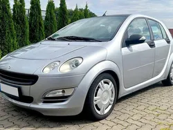Silber Gebraucht 2005 Smart ForFour Limousine | 2.250 €