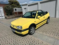 Gelb Gebraucht 1996 VW Golf Cabriolet Conceptline Cabrio | 5.900 €