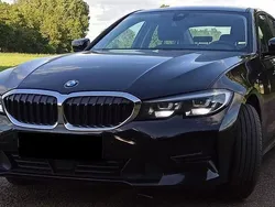 Schwarz Gebraucht 2019 BMW 320 Limousine | 22.300 € (Etwas zu teuer)