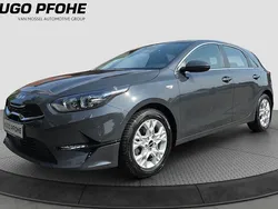 Grau Gebraucht 2023 Kia Ceed Vision Limousine | 21.890 € (Fairer Preis)