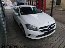 Weiß Gebraucht 2017 Mercedes A180 Limousine | 10.999 € (Fairer Preis)