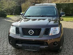 Braun Gebraucht 2014 Nissan Navara XE Abholung | 21.000 € (Teuer)