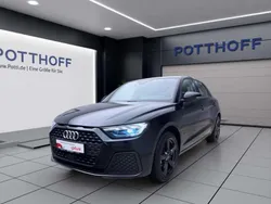 Mythosschwarz metallic Gebraucht 2024 Audi A1 Sportback Kleinwagen | 21.750 € (Superpreis)