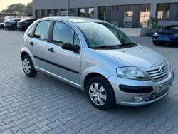 Silber Gebraucht 2003 Citroën C3 Kleinwagen | 2.400 € (Teuer)