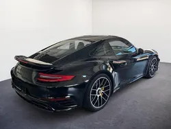 Schwarz schwarz Gebraucht 2016 Porsche 911 Turbo S Coupé | 142.145 € (Teuer)