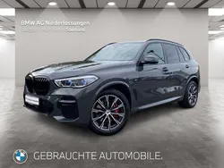 Grau Gebraucht 2022 BMW X5 M Sport SUV | 68.590 € (Etwas zu teuer)