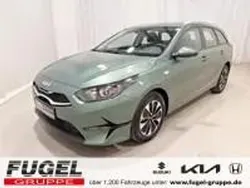 Grün Neu 2025 Kia Ceed | 23.999 € (Fairer Preis)