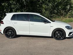 Weiß Gebraucht 2019 VW Golf VII R Limousine | 22.900 € (Fairer Preis)
