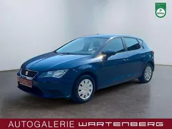 Blau Gebraucht 2017 Seat Leon Reference Kleinwagen | 9.980 € (Superpreis)